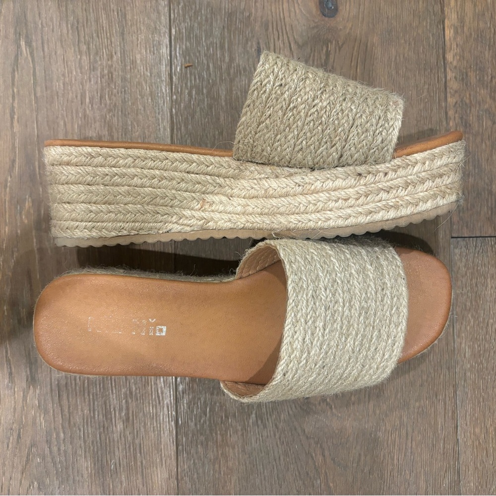 Platform Woven Slide Sandals